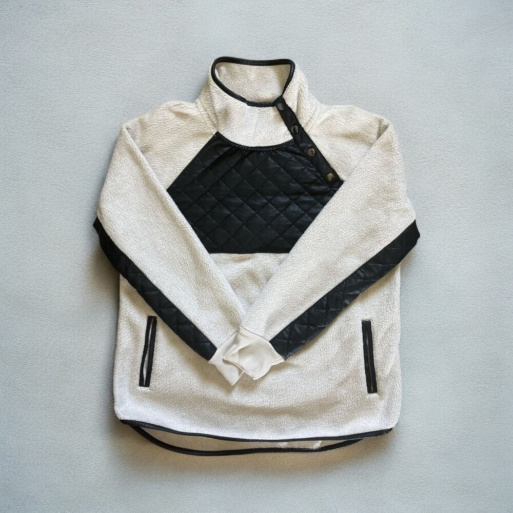 Abercrombie & Fitch Womens Quilted Fleece Pullover L Off White Black Jacket Coat